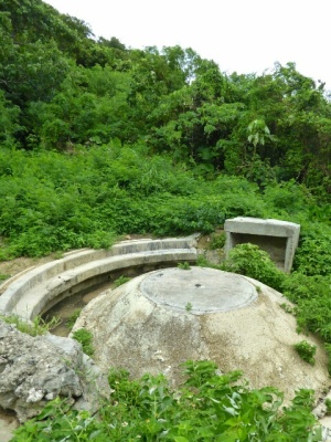 沖縄の世界遺産 斎場御嶽の砲台 沖縄の世界遺産 斎場御嶽の砲台