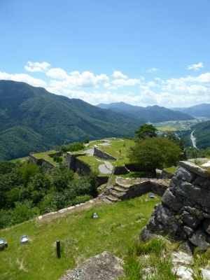 竹田城の天守台な脇からの眺め　兵庫県
