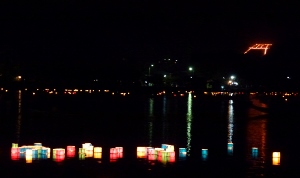 京都　嵐山　五山送り火　鳥居形